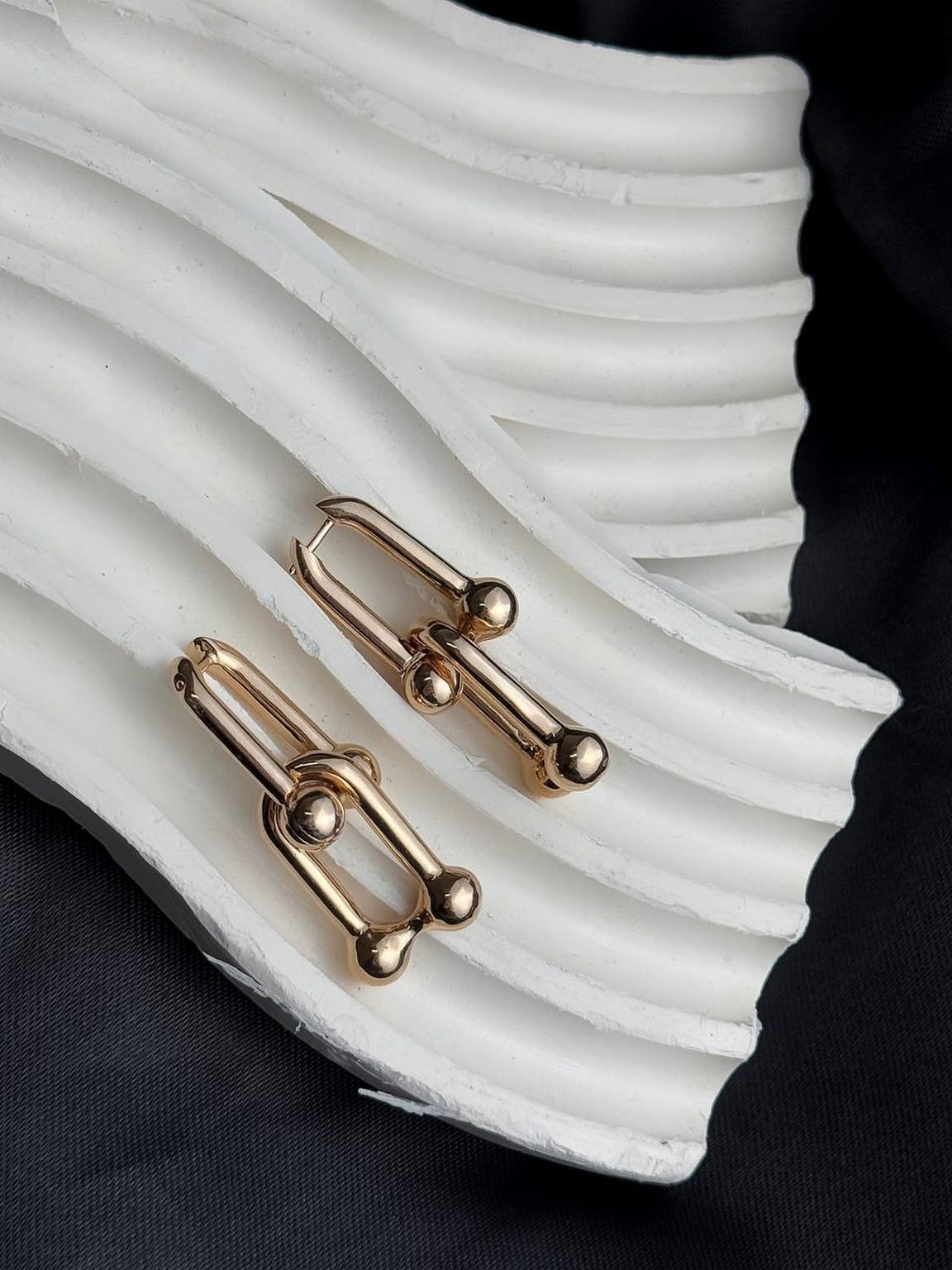 Купить золотые серьги хупы CROCUS 1006